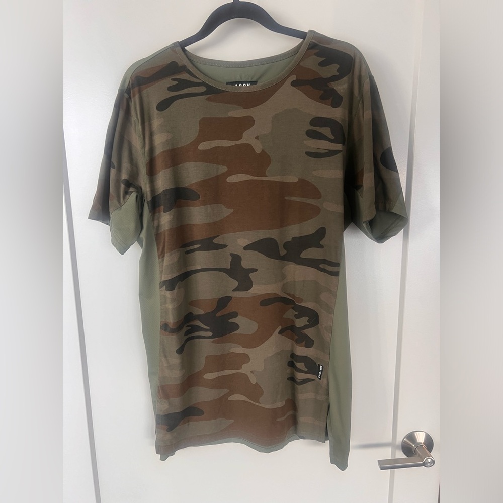 Men’s army green shirt